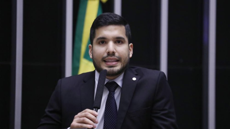 deputado do pl diz ter assinaturas para criar cpmi sobre atos de 8 de janeiro