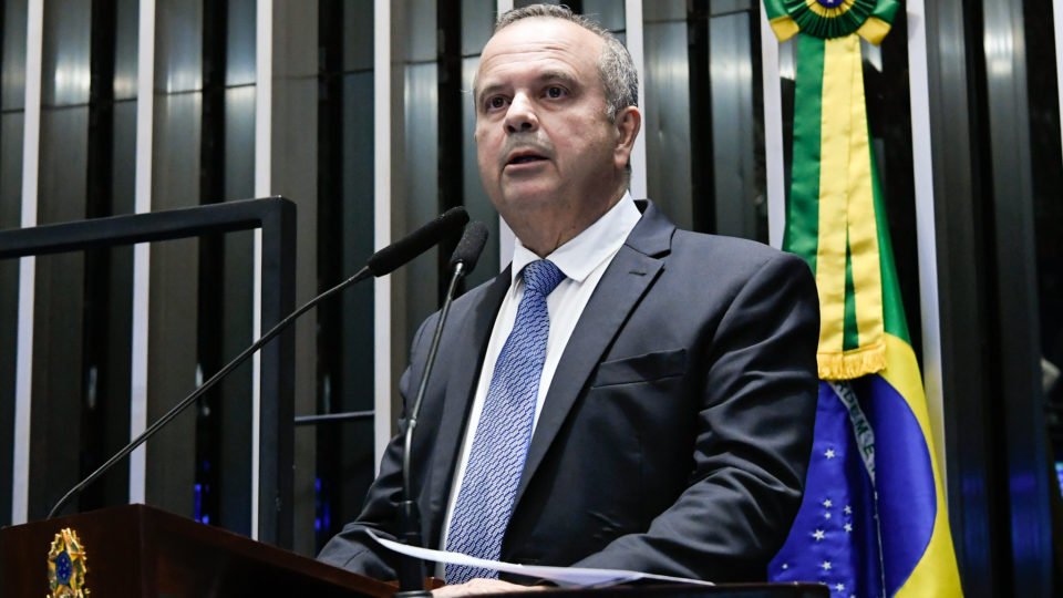 marinho apresenta projeto que pode travar indicacao de dilma para o banco do brics