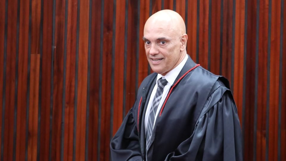moraes prepara comissao para emplacar regulamentacao mais dura nas redes sociais