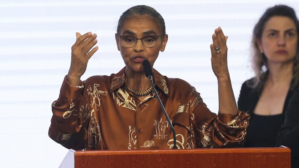 marina silva e internada em brasilia com sintoma de gripe