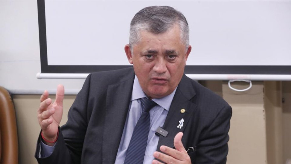 apos divulgacao de imagens lider do governo na camara passa a defender cpmi de 8 de janeiro