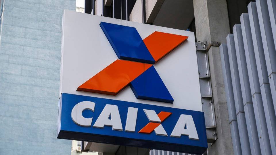 caixa fecha acordo para pagar r 10 milhoes apos casos de assedio