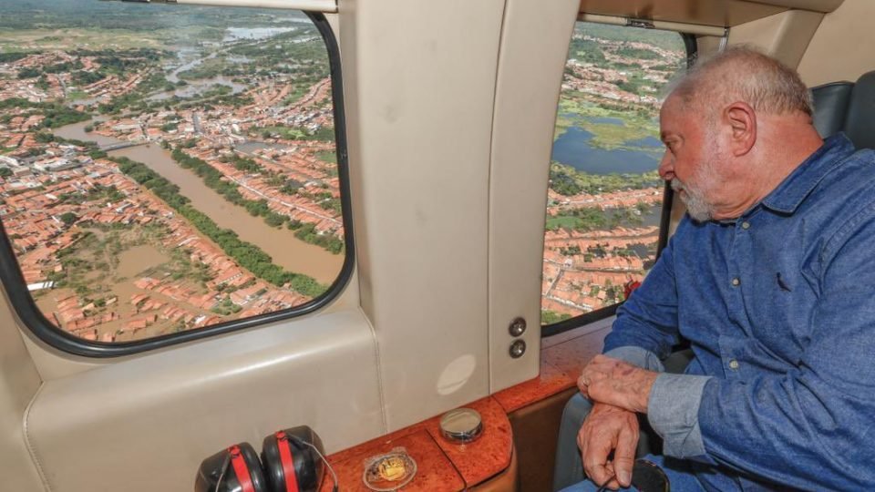 em visita ao maranhao inundado lula aproveita para criticar governo bolsonaro
