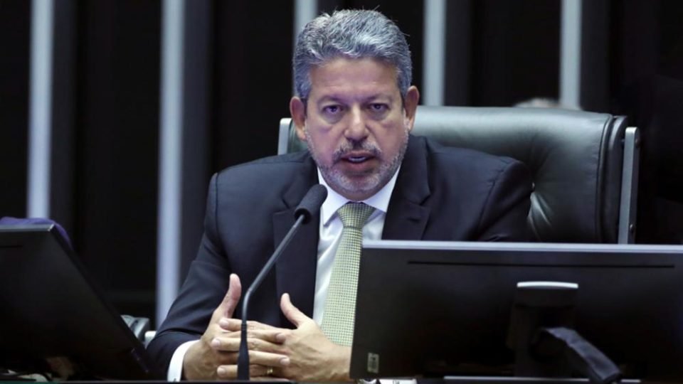 lira critica articulacao politica do governo no congresso mas diz que nao vai sacanear lula