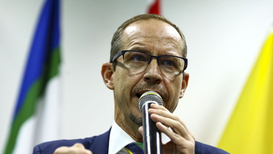 ministro interino diz que cerca de 35 dos servidores do gsi foram substituidos