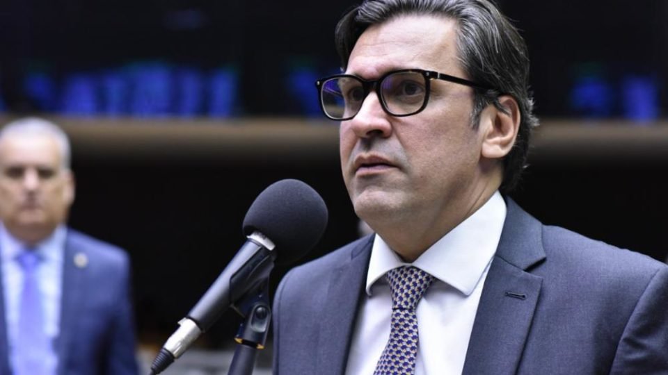 relator da mp propoe mudancas nas pastas do desenvolvimento agrario meio ambiente e povos indigenas