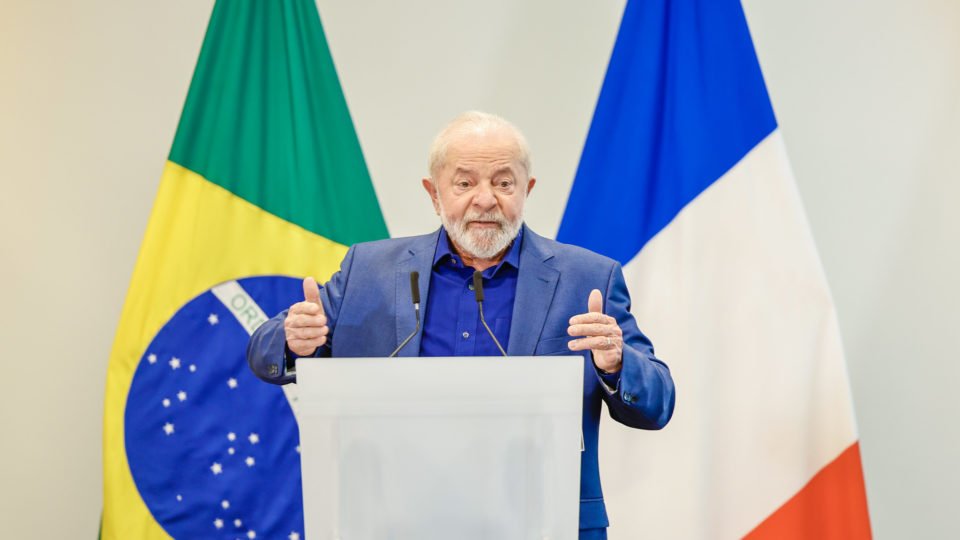 lula atribui opiniao de franceses sobre guerra a nervosismo por questao energetica