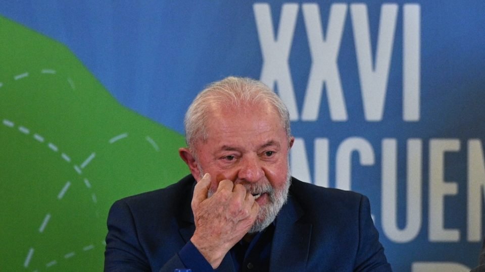 lula diz que enfrenta o discurso da direita de costume familia e patriotismo