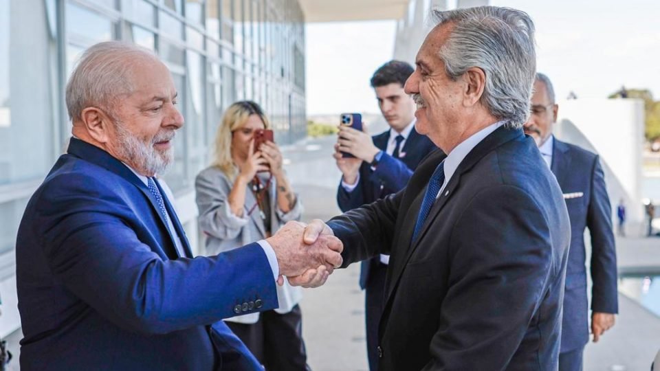 lula quer usar o banco do brics para socorrer o governo de fernandez na argentina