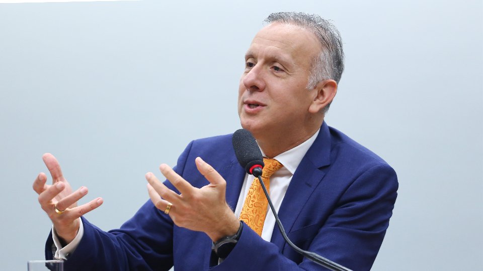 reforma de impostos pode ter ipva sobre lanchas e jatinhos cashback e iva dual