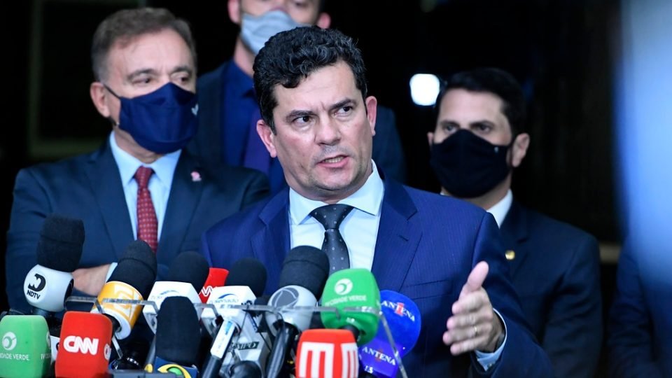 tre pr une acoes do pl e pt contra o senador sergio moro que podem levar a cassacao