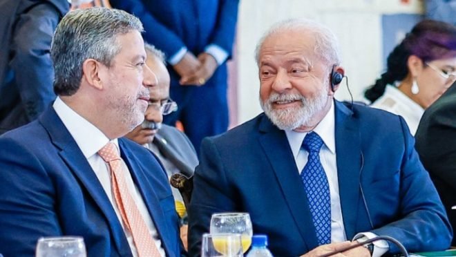 festa de lula com deputados e regada a uisque e cervejas