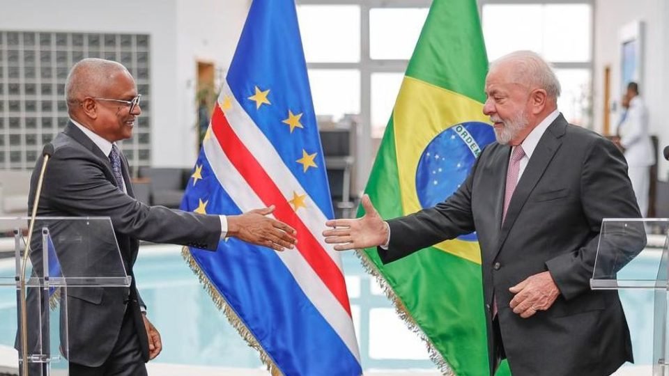 lula agradece a africa por tudo que foi produzido durante 350 anos de escravidao