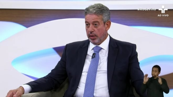 lira volta a defender semipresidencialismo e critica criminalizacao da politica