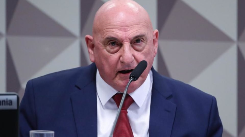 oposicao pede prisao de g dias ao apontarem mentiras em depoimento