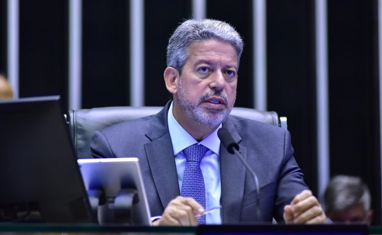 projeto sobre direitos autorais pode ser votado nesta semana afirma lira