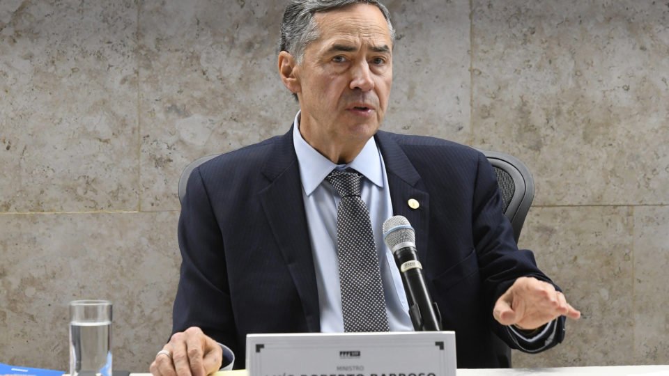 barroso diz que congresso tem ultima palavra e espera que agressividade contra stf reflua