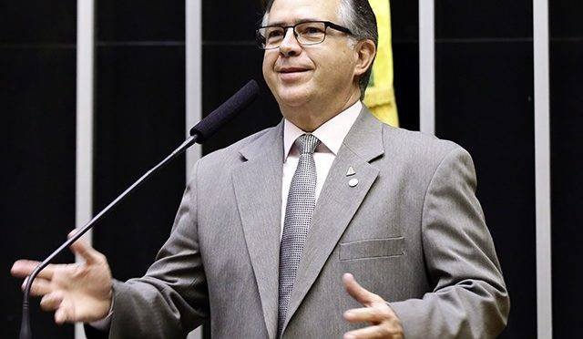 fala de haddad sobre supersalarios pode destravar reforma administrativa avalia deputado