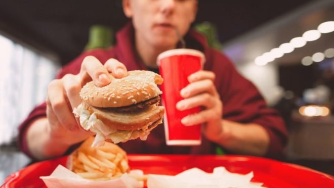 populacao rejeita imposto seletivo sobre alimentos e bebidas nao saudaveis