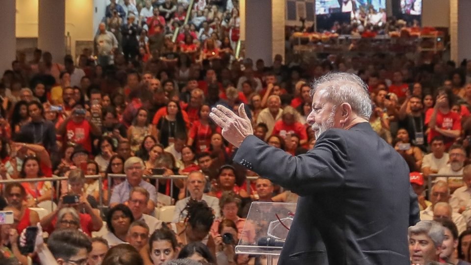 enquete o governo brasileiro deve classificar o hamas como grupo terrorista