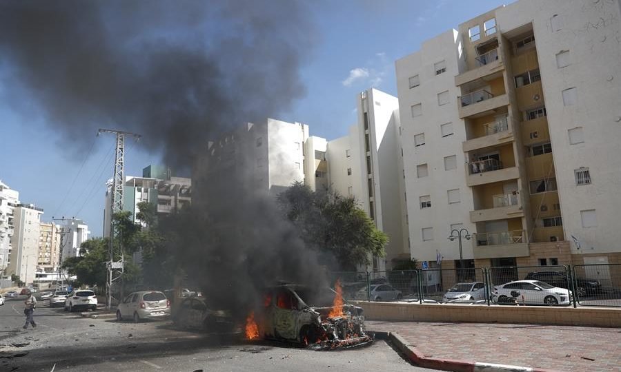 governo diz que 17 mil brasileiros em israel ja pediram para voltar ao brasil