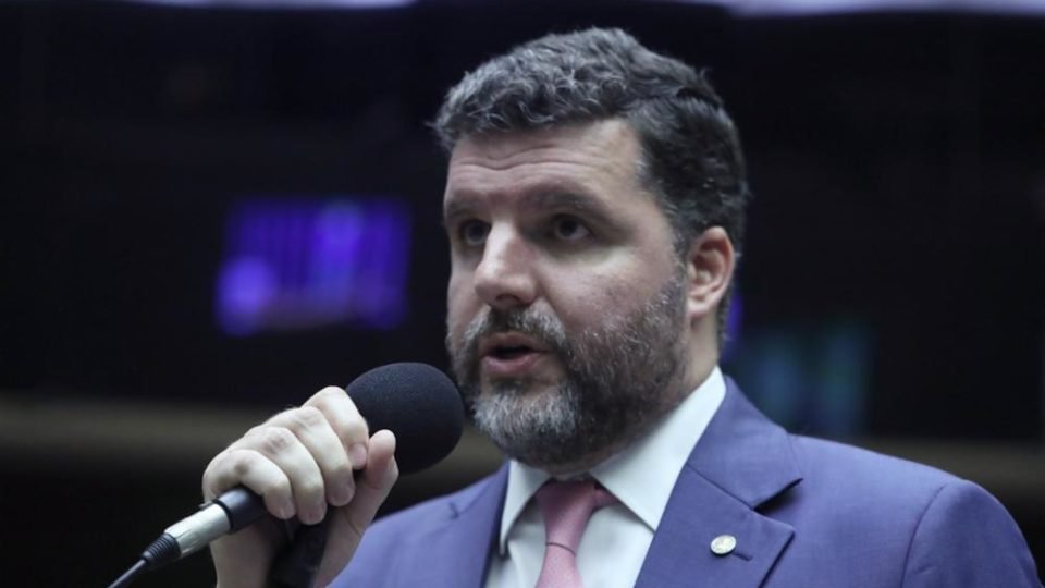 lider da bancada do agro diz que reuniao com barroso foi em tom apaziguador