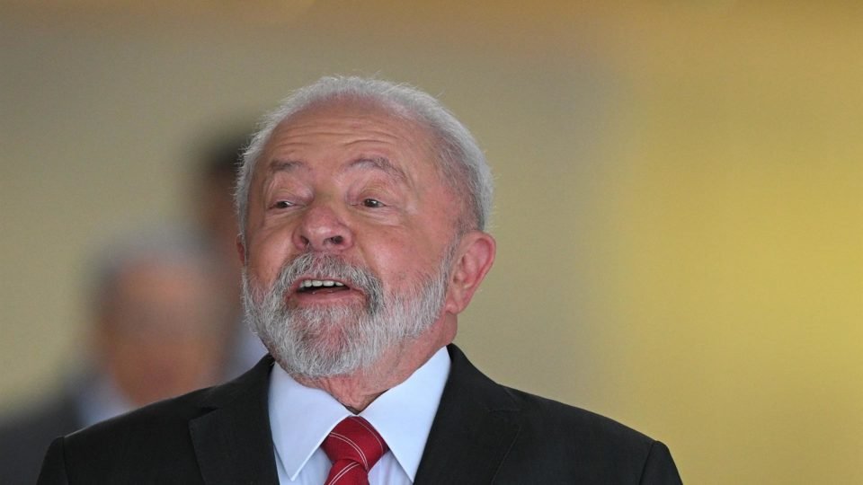 lula comemora alivio de sancoes impostas pelos eua a venezuela