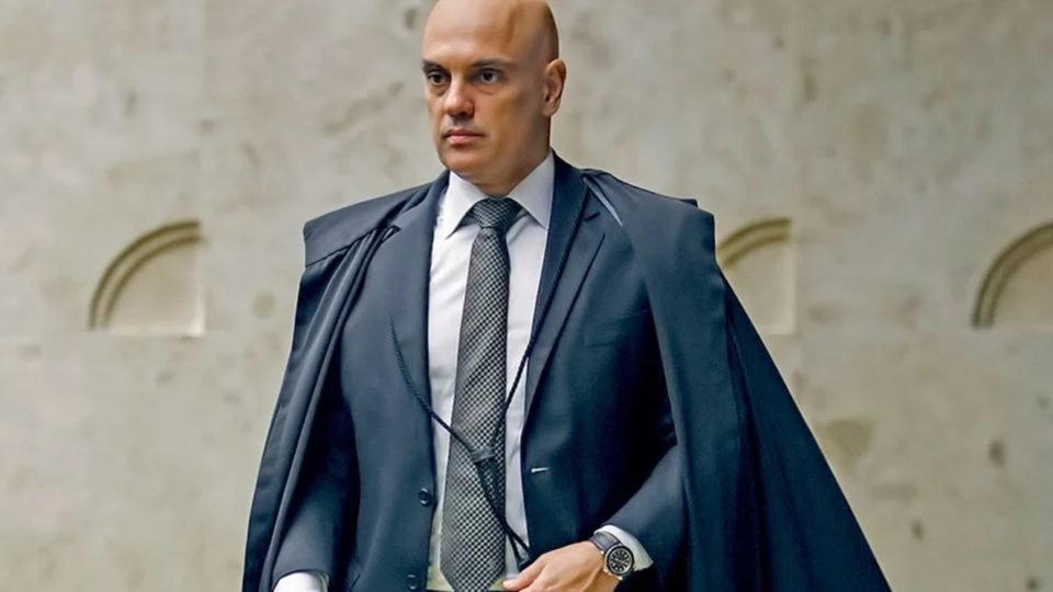 moraes vota pela condenacao de mais 6 reus do 8 1 com penas de 14 a 17 anos