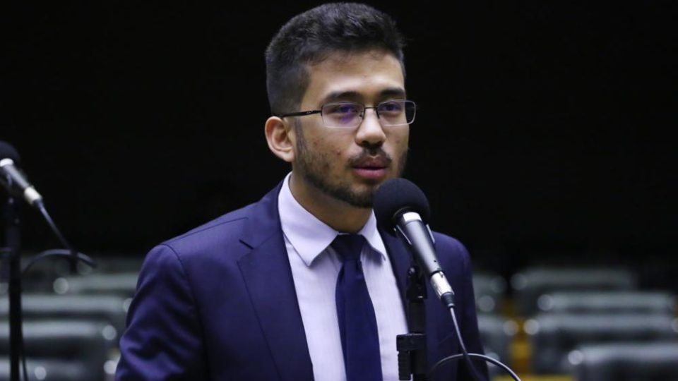 kataguiri critica resistencia ideologica da esquerda contra aumento de penas