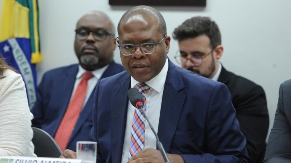 escolha de dino ao stf foi acertadissima diz silvio almeida sobre decisao de lula