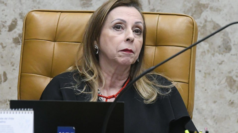 pgr defende que stf reconheca omissao de governos na protecao ambiental