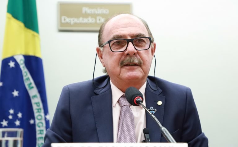 comissao aprova projeto que reserva atividade de treinador a ex atletas olimpicos e paralimpicos