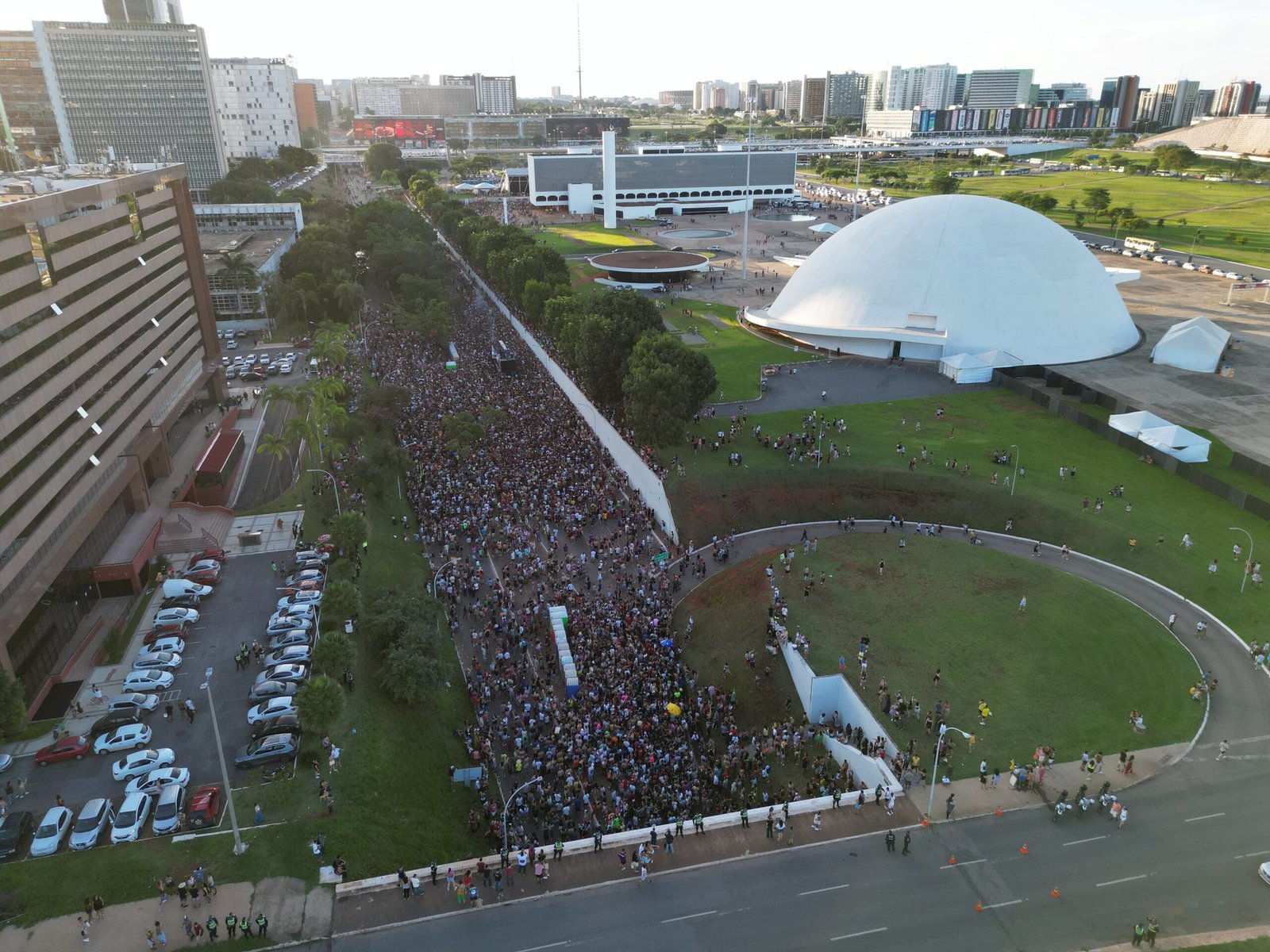 WhatsApp Image 2024 02 12 at 18.52.22 2 scaled.jpeg