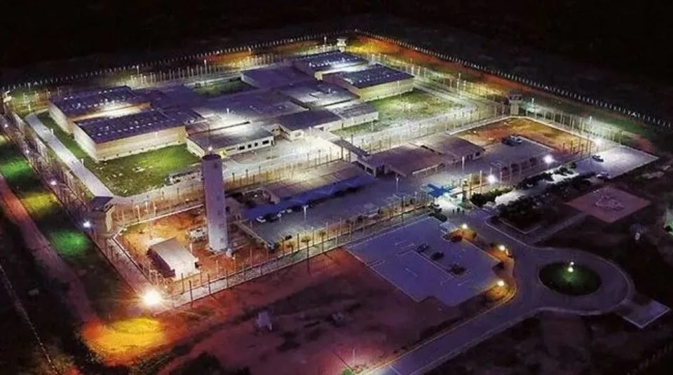 Após se alimentar e fazer família refém, foragidos de Mossoró fugiram com mantimentos