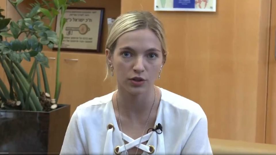 Brasileira que sobreviveu ao ataque do Hamas relata omissão do governo Lula