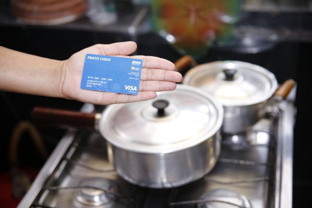 cartao prato cheio Fotos DivulgacaoSedes.jpeg