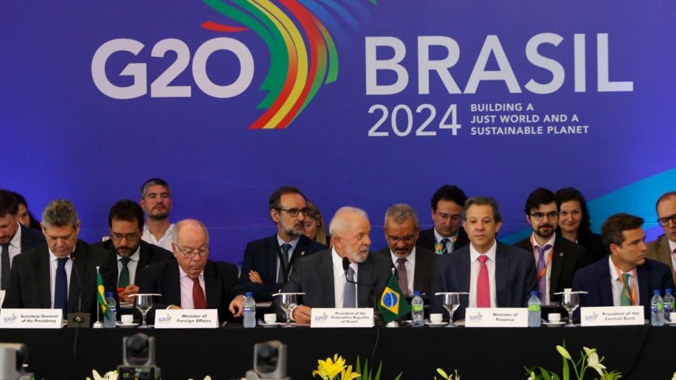 Enquete: o que ocorrerá com a imagem do Brasil com Lula no comando do G20?