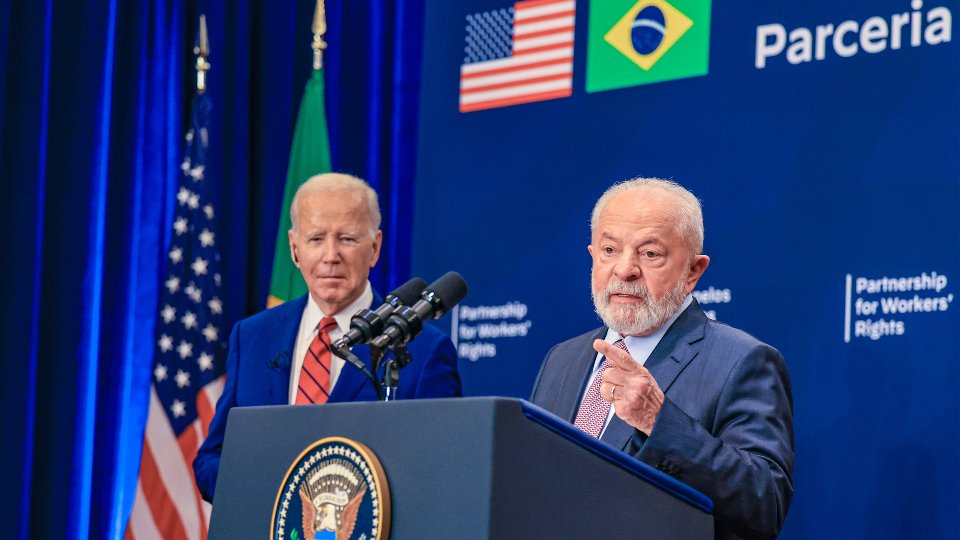 “Espero que Biden ganhe as eleições”, diz Lula sobre disputa presidencial nos EUA