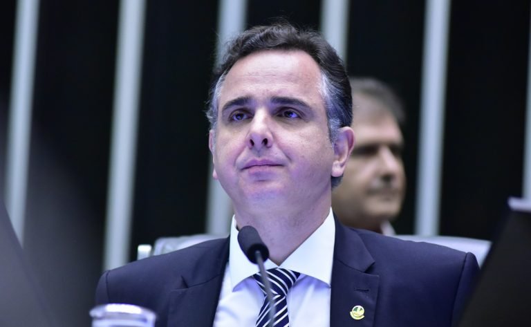 rodrigo pacheco defende fortalecimento de autonomia parlamentar