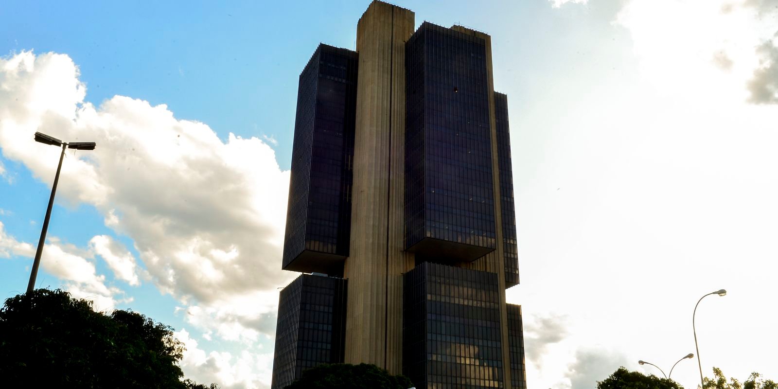 banco central mcajr abr 0104222279 0.jpg