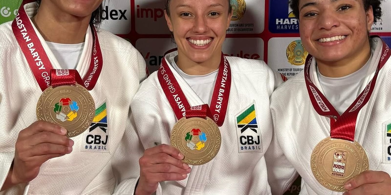 judocas grand slam astana 2025 bronze.jpg