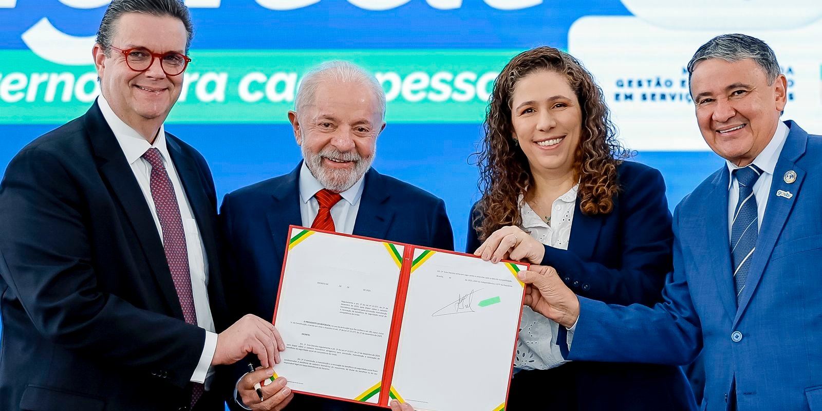 54674327525 339be1eafc o.jpg