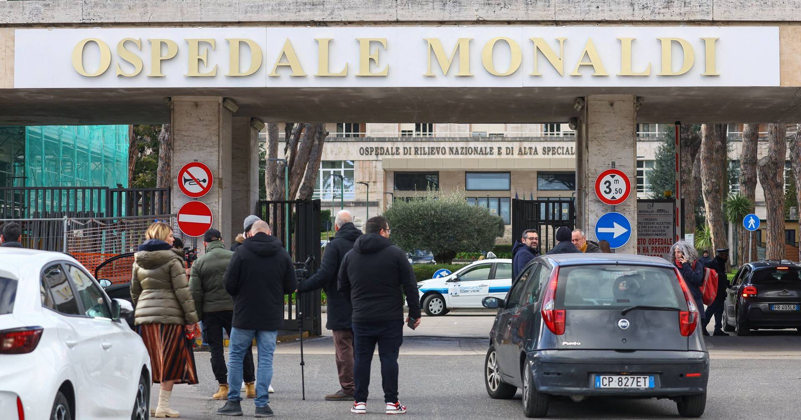 Esperança chega ao fim: menino italiano não pode receber novo coração após erro no transporte