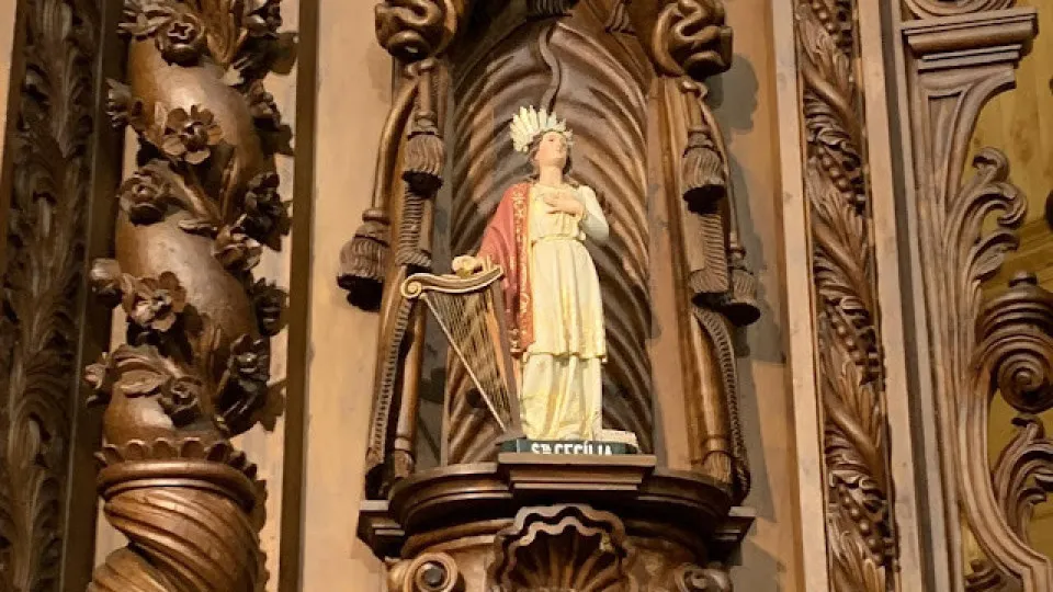 Assaltam igreja e levam imagem de santa nos Açores. Polícia investiga