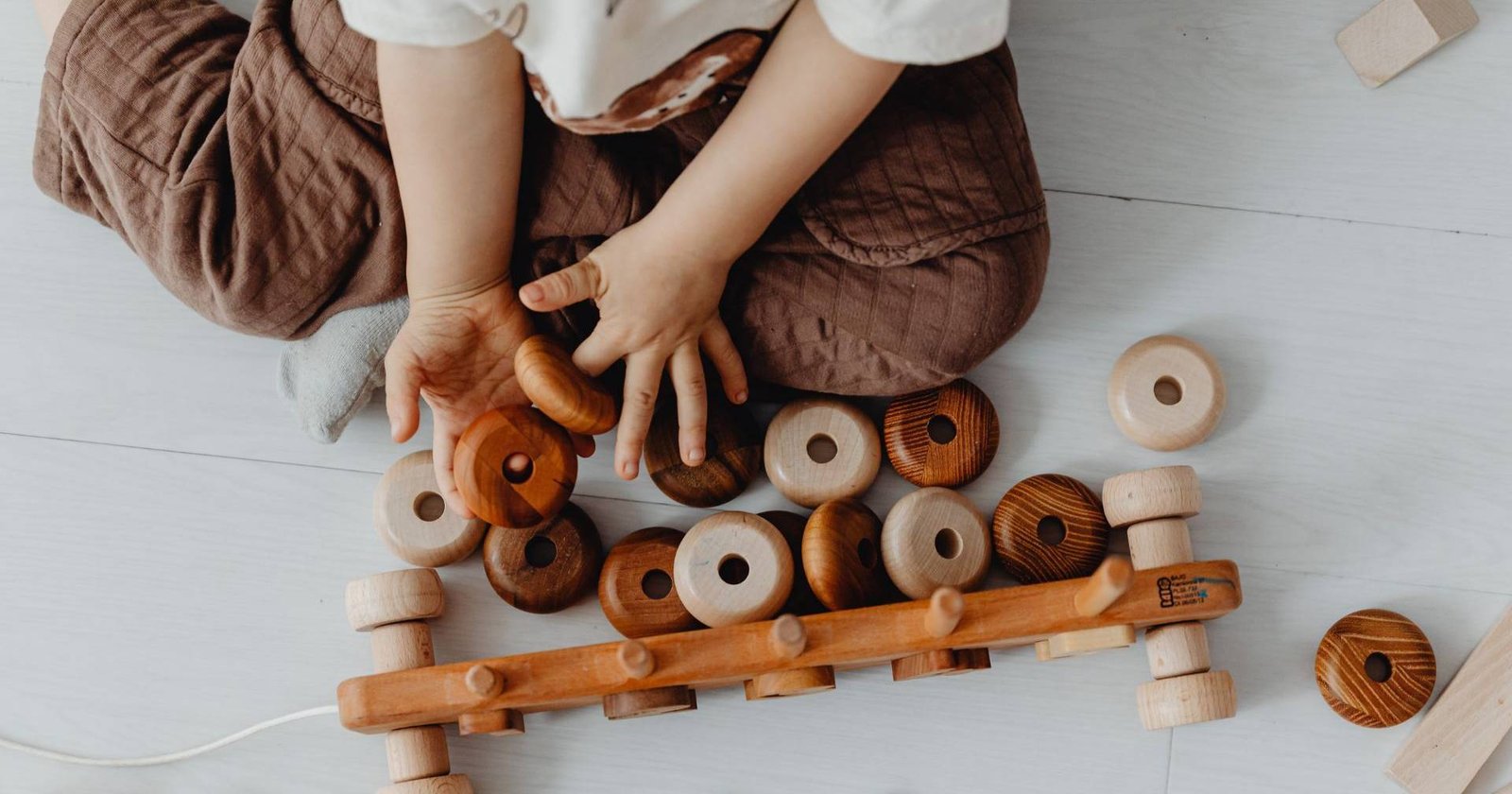 Antes de completarem um ano, bebés já conseguem ser “pequenos mentirosos astutos”