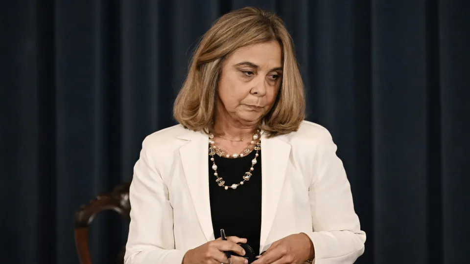 SNS nunca deu resposta tão intensa como agora, diz ministra da Saúde